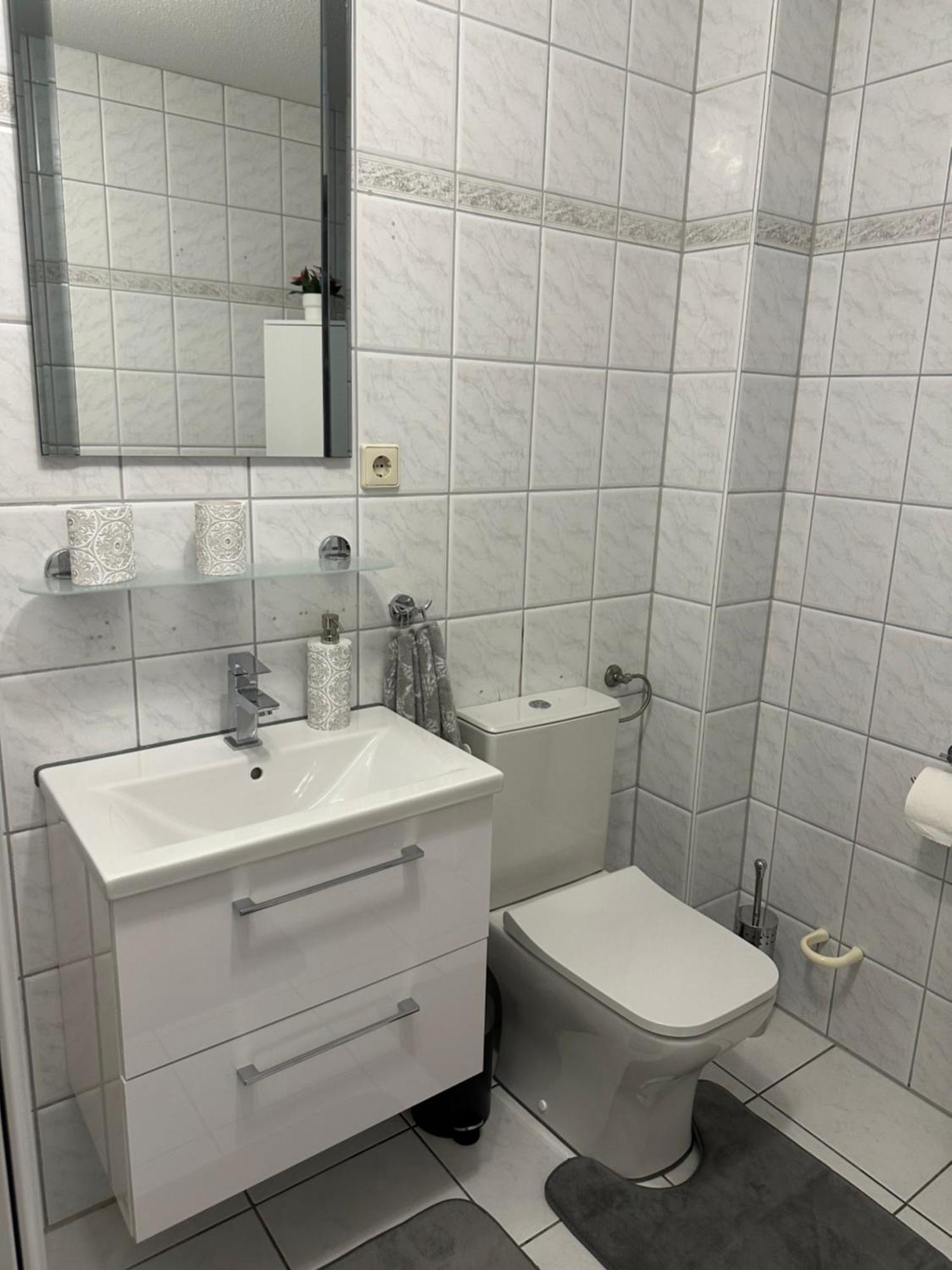 Zum Kaeutzchen 120Qm Ferienhaus 8 Personen 4 Schlafzimmer Nossentiner Hütte Kültér fotó